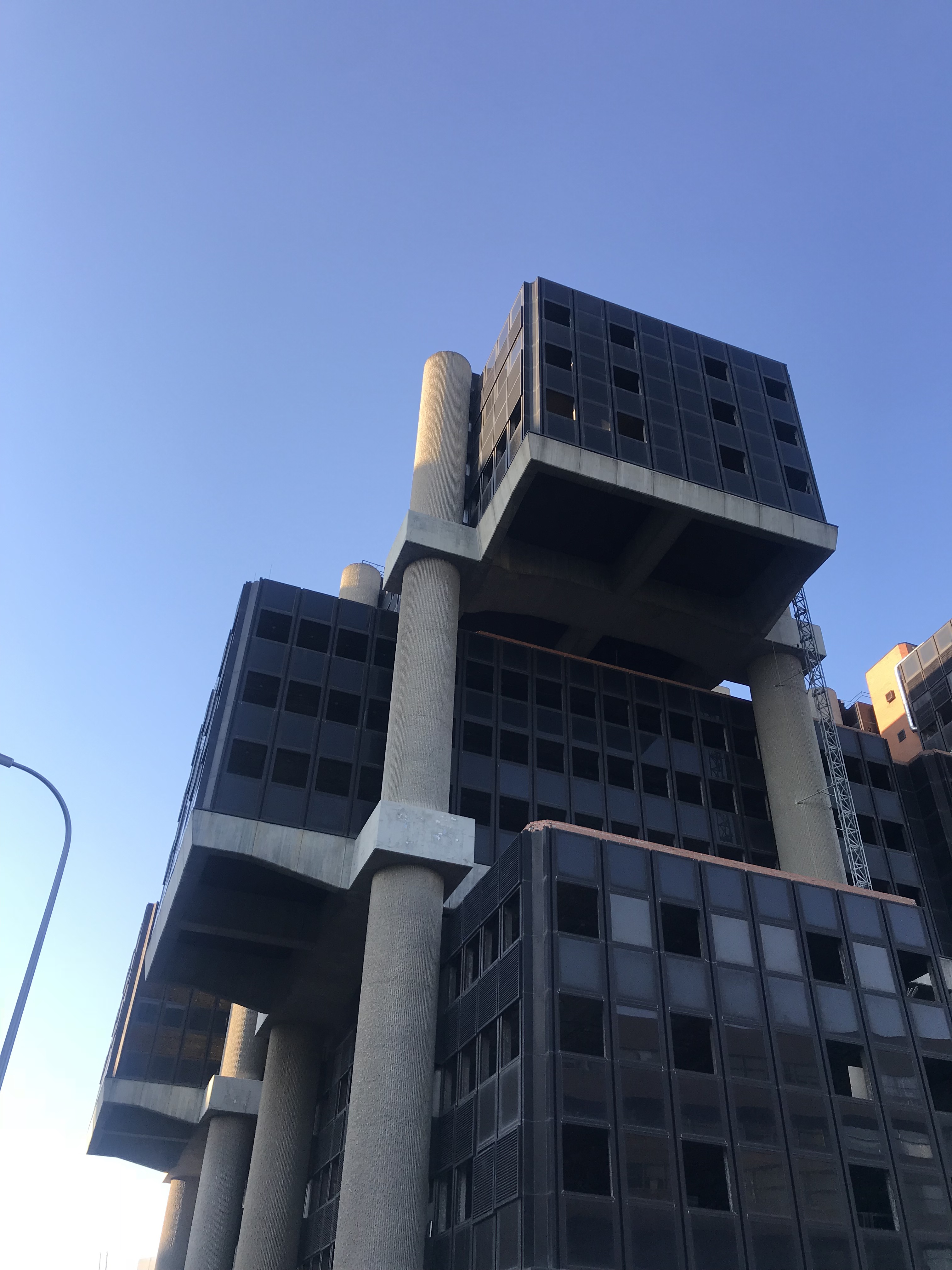 Rehabilitación Edificio Los Cubos