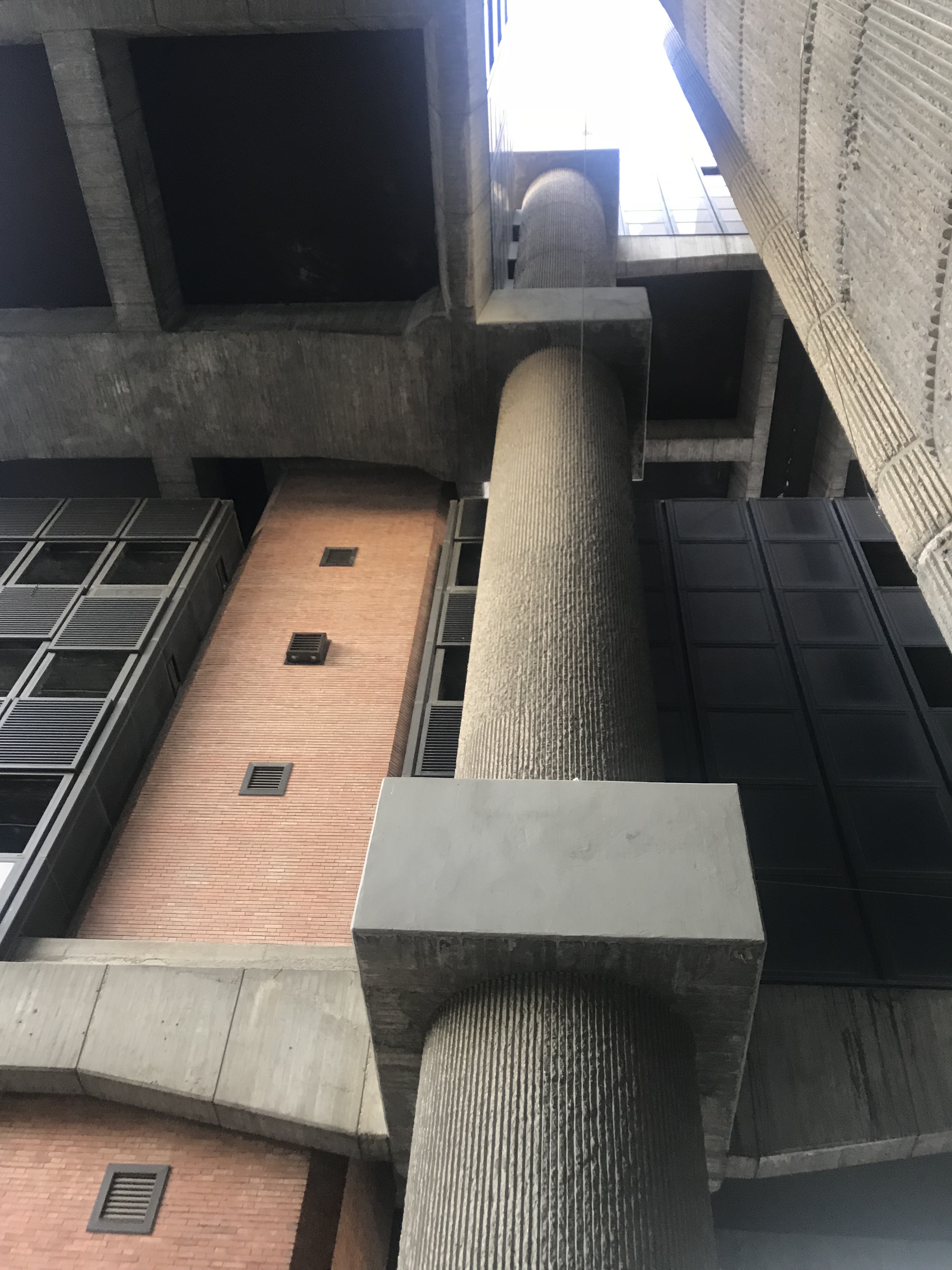 Rehabilitación Edificio Los Cubos